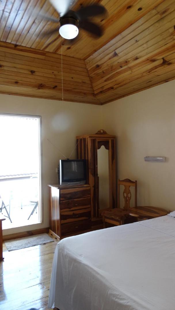 Finjam Cottage Порт Антонио Стая снимка
