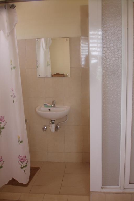 Finjam Cottage Порт Антонио Стая снимка